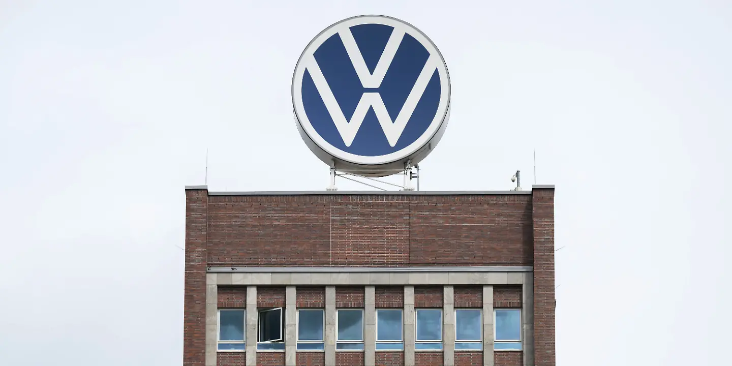 VW_Werk_Wolfsburg.jpg